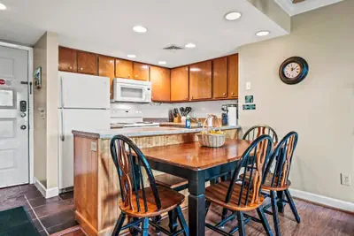 Photo 3 - Sleeps 6 Full Kitchen Indoor Pool Mountains Views