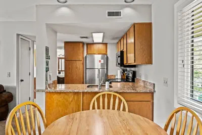 Photo 2 - Sleeps 6 Mountain Views Heated Pool Playground