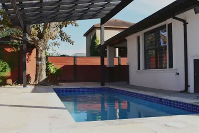 Photo 3 - Family Luxury Home With Pool in Mcallen Near by Hospitals and Stores
