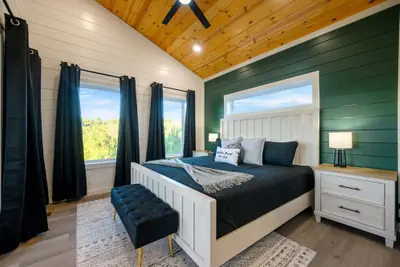 Photo 3 - New, Modern, Bunk Room, Game Room, Playground, Hot tub