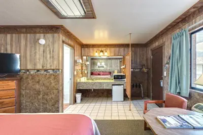 Photo 2 - Zion Park Motel