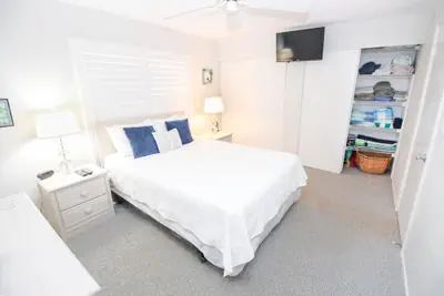 Photo 3 - Colony Beach Club 126