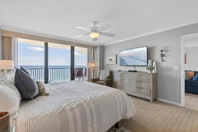 Photo 5 - Ashley Penthouse 4