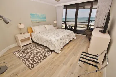 Photo 2 - Ebb Tide 403