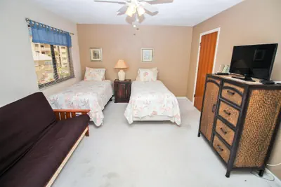 Photo 5 - Oceanside Village D2