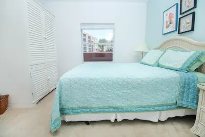 Photo 4 - Oceanwalk 9-204