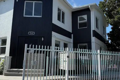 Photo 2 - Renzzi Villas