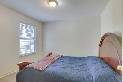 Photo 5 - Family Friendly 3 Bedroom 2 bath Home