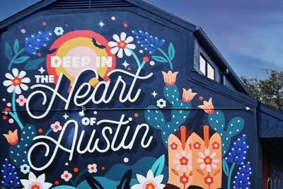 Photo 2 - Heart of Austin Hideaways