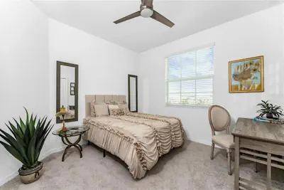 Photo 5 - 14141 Heritage Landing Blvd #931