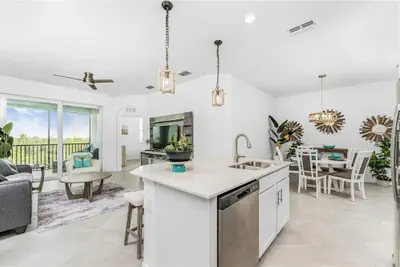 Photo 2 - 14141 Heritage Landing Blvd #931