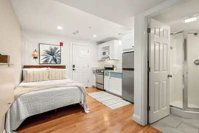 Photo 4 - Hygge House Suites