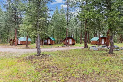 Photo 2 - Lost Horse Lodge