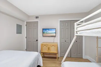 Photo 3 - Seaside Beach & Racquet Club 2207