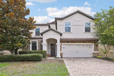 Photo 5 - Modern 8BR Home With Private Pool and hot tub