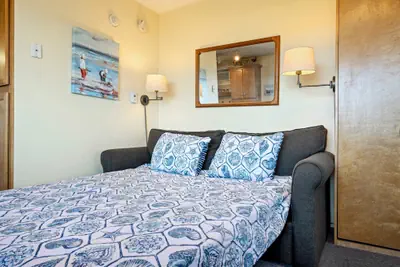 Photo 2 - A Wave From It All Sleeps 4