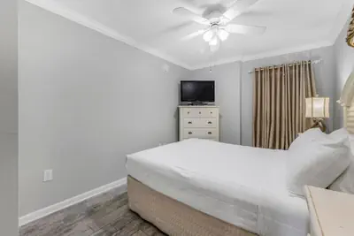 Photo 2 - Westwind 802