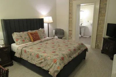 Photo 4 - The Riter Mansion