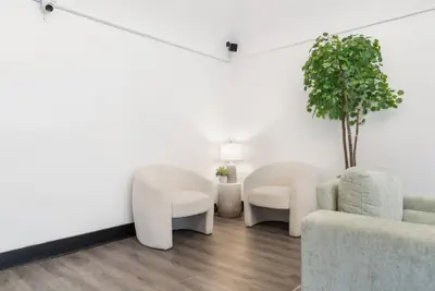 Photo 4 - Bay Ridge ApartHotel