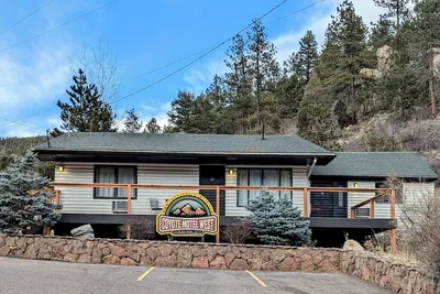 Photo 5 - Coyote Motel West