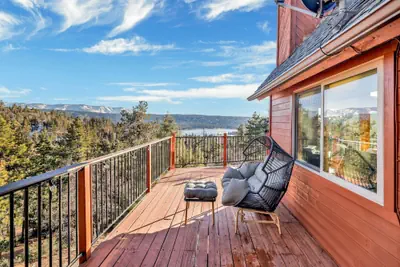 Photo 2 - High-top Lakeview Chateau #2520