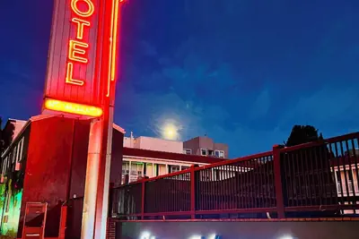 Photo 2 - Star Motel