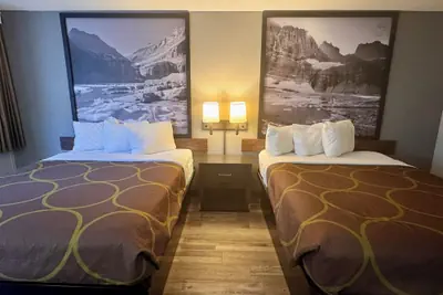 Photo 2 - Super 8 By Wyndham Great Falls City Center
