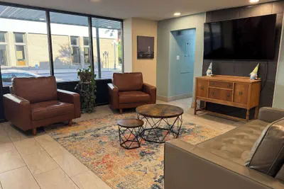 Photo 3 - Super 8 By Wyndham Great Falls City Center