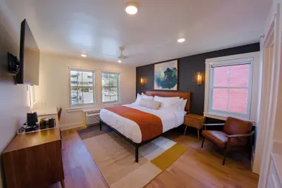 Photo 5 - The 1850 Hotel