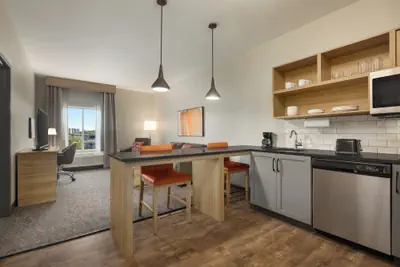 Photo 3 - Candlewood Suites Coralville Iowa City by IHG