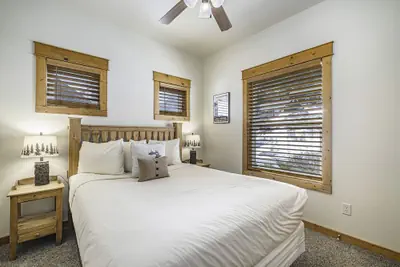 Photo 3 - Estes Park Vacation Lodging