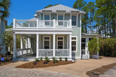 Photo 2 - 30A Stay With Pool & Beach Access + Free Attraction Tickets!