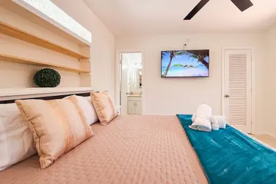 Photo 5 - Waterfront Florida Vibes and Views - King Bed