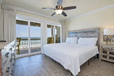 Photo 5 - Beachfront 5bed Easybreezy East
