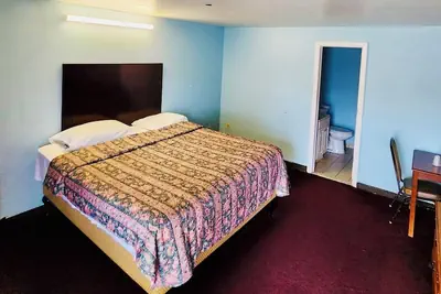 Photo 4 - The Best Way Inn