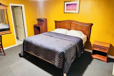 Photo 5 - The Best Way Inn