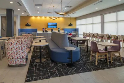 Photo 4 - Home2 Suites By Hilton Montgomery Downtown