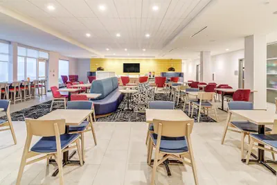 Photo 2 - Home2 Suites By Hilton Crestview I-10