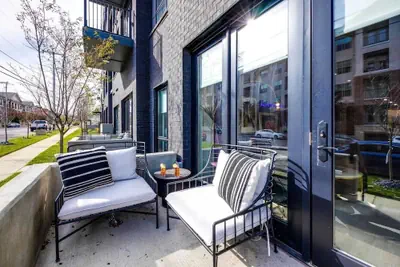 Photo 2 - 2 Modern Apartments in Heart of Midtown, Walkable Location Patio, Pool & Gym