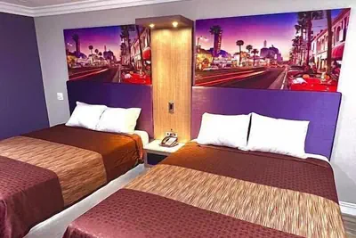 Photo 4 - Paradise Inn