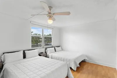 Photo 3 - Bay Harbor Sunset Apt 2C