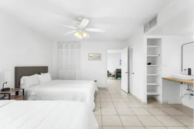 Photo 2 - Bay Harbor Sunset Apt 3A
