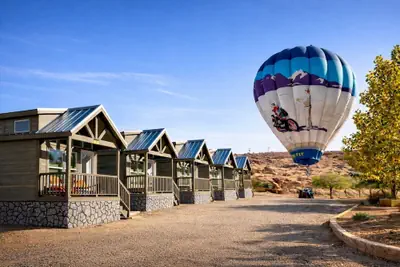 Photo 2 - Luxury Tiny Homes - Deluxe King Room