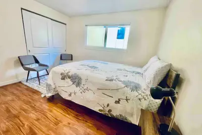 Photo 2 - The Seattle Haven - Modern Suites