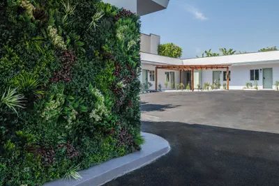 Photo 3 - The LEEF Hotel