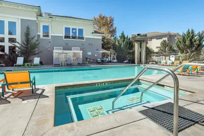 Photo 3 - New Luxurious 1BR Apartment Heated Pool Spa Sauna