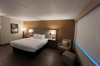 Photo 3 - Lansing Delta West Hotel