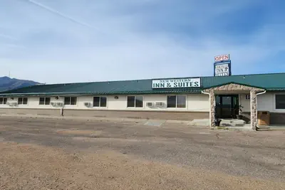 Photo 2 - New Western Inn & Suites