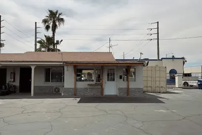Photo 2 - Border Motel