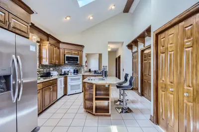Photo 5 - 5 Acre 2500 Sqft Country House Near Nashville F2